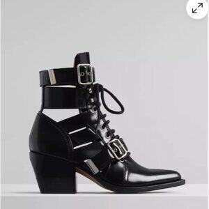NWT Chloe Rylee Cut Out Ankle Boots Size 37.5